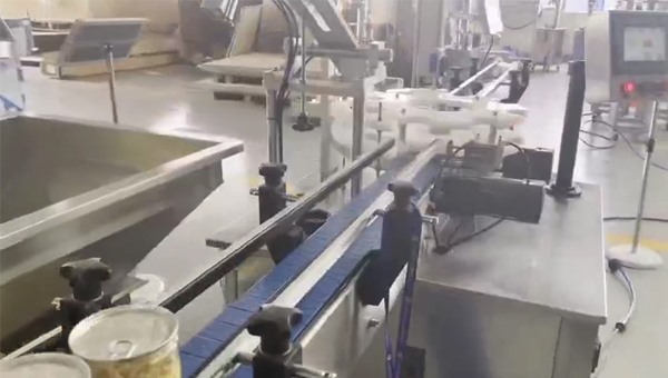 半自動抽真（zhēn）空充（chōng）氮封罐機